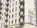 白色の清潔感のあるマンションタイプの施設には温泉設備がある。各部屋に窓もあり開放的に過ごすことできる。