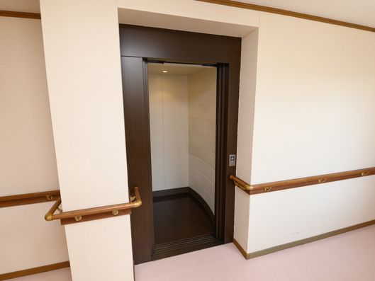 エレベーター