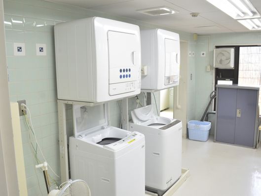 コインランドリー