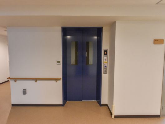 エレベーター
