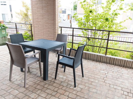 玄関アプローチ