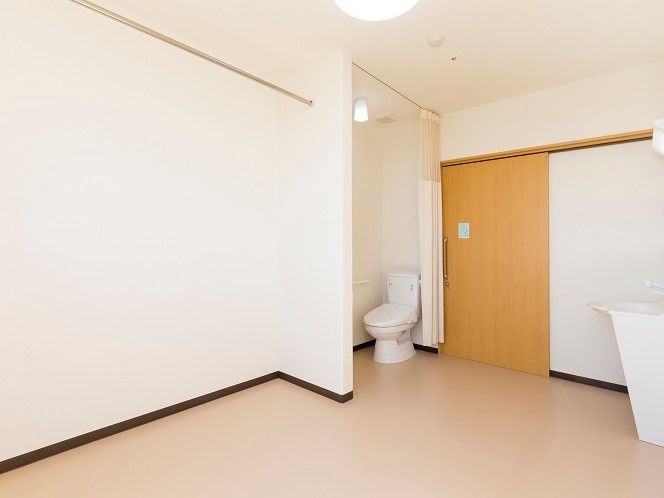 シンプルなトイレ空間
