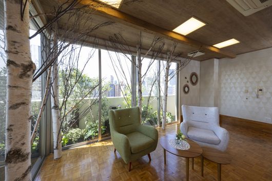 レストラン（談話スペース）