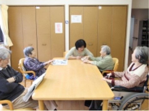 和やかな居住者の集い場
