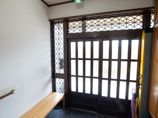 玄関