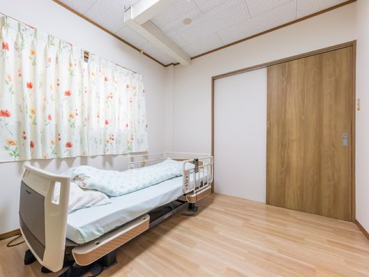 スライド式ドア