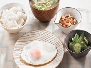 一日を元気にお過ごしいただくため、エネルギーをしっかり美味しく摂っていただくことを目指した朝ごはんである。