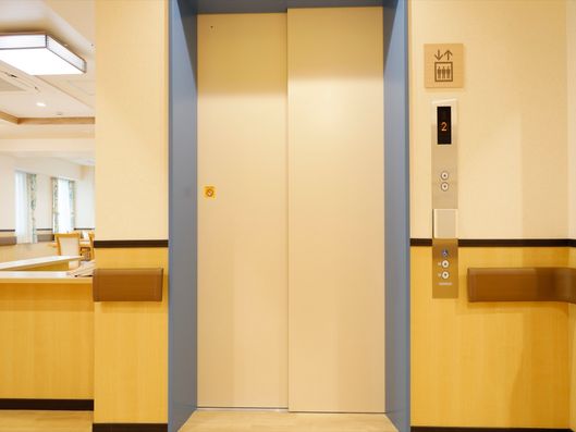 エレベーター