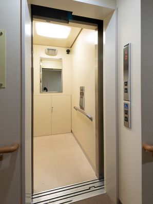 エレベーター