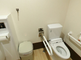 介護施設の清潔なトイレ空間