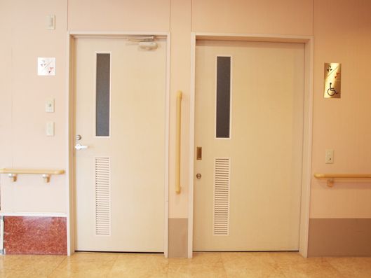 車椅子用トイレ