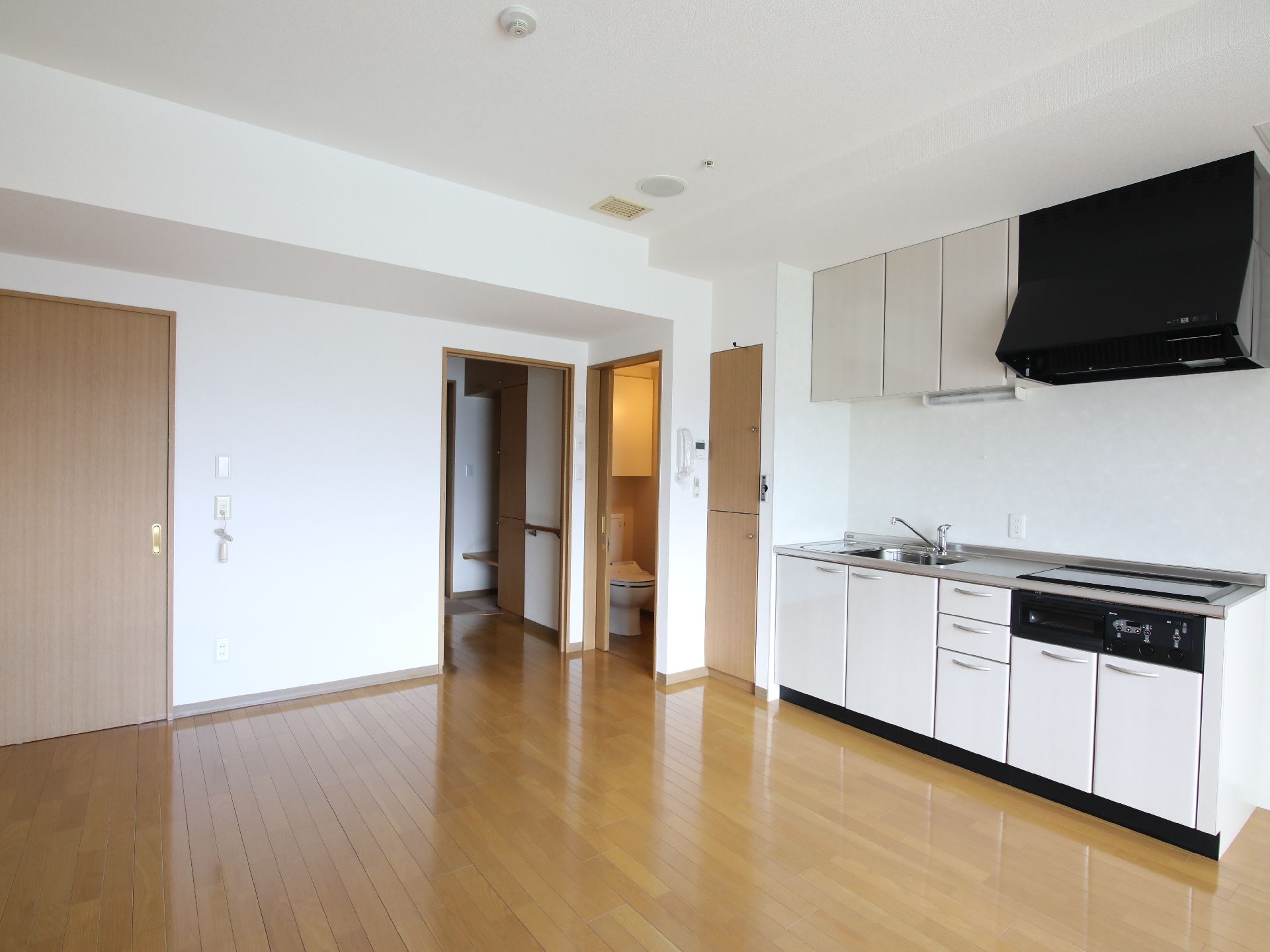 キッチンなどが設置されている居室