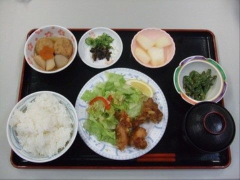 「エスペランサ相模原」のお食事。副菜の多さにも好評がある。