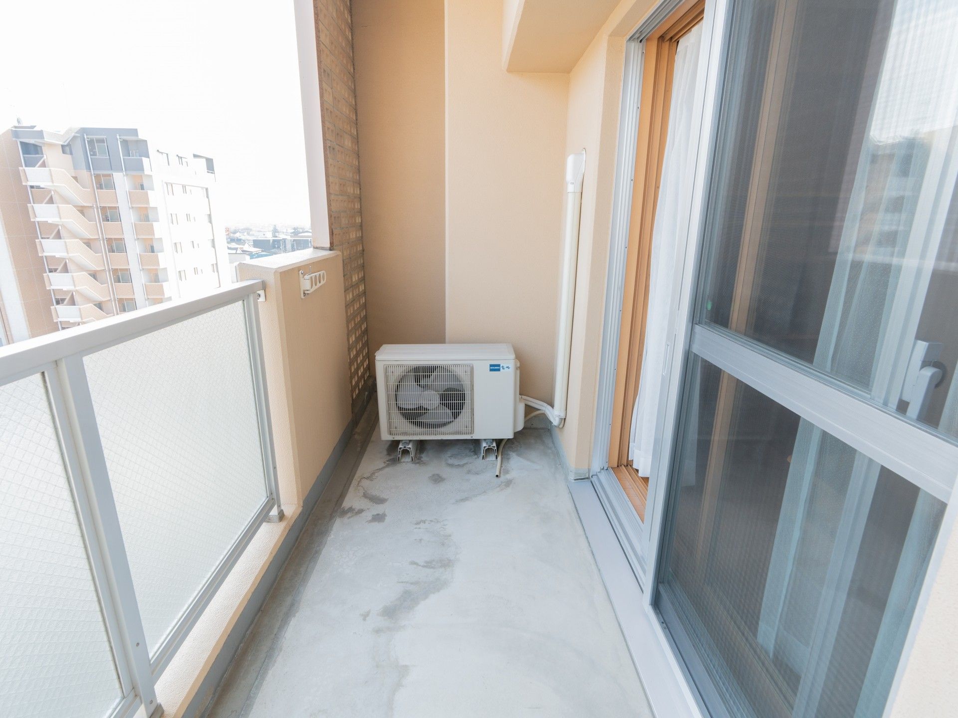 日当たりの良いバルコニー