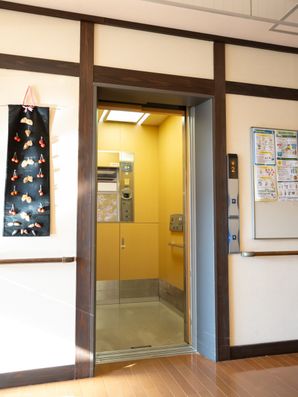 エレベーター