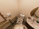 バリアフリー設計のトイレ空間