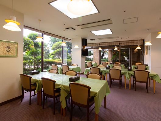 食堂（自立型フロア）