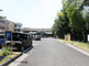 広々とした介護施設の外観