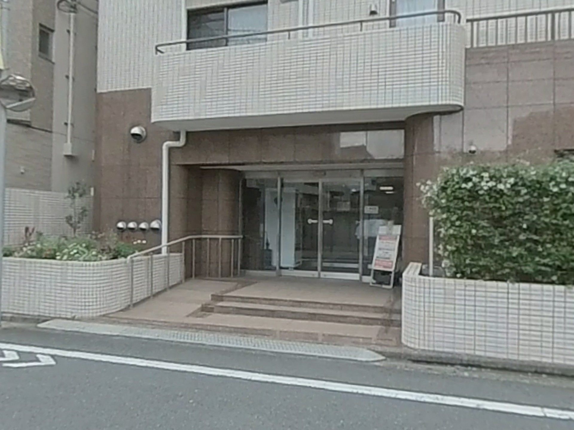 清潔なエントランス