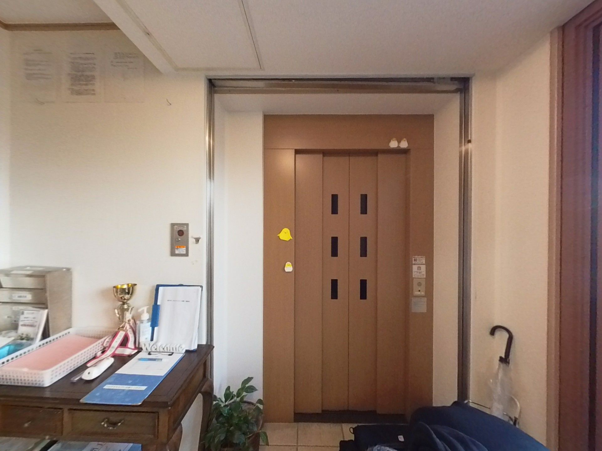 ゆとりのあるエレベーターホール