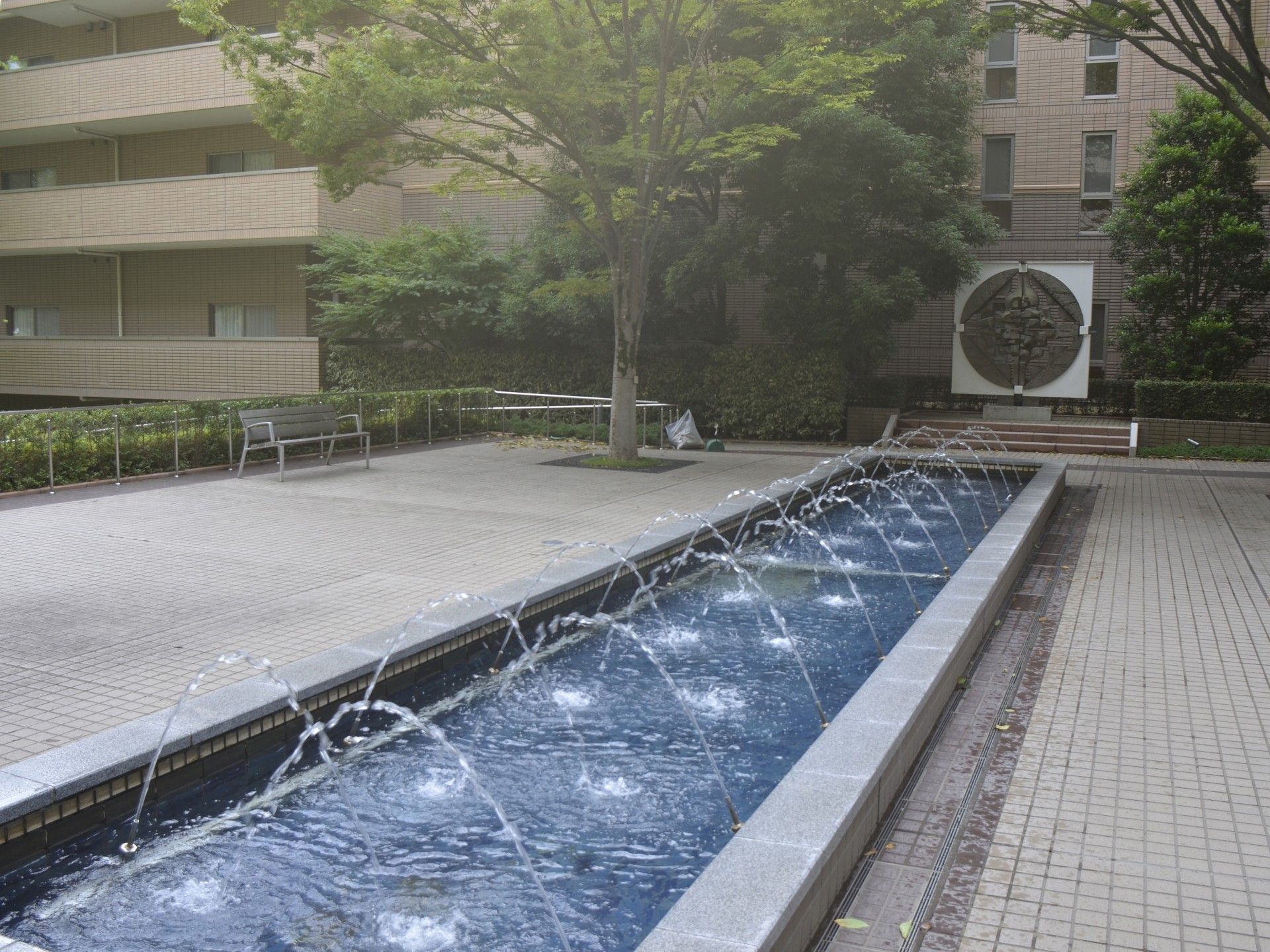 噴水のある中庭