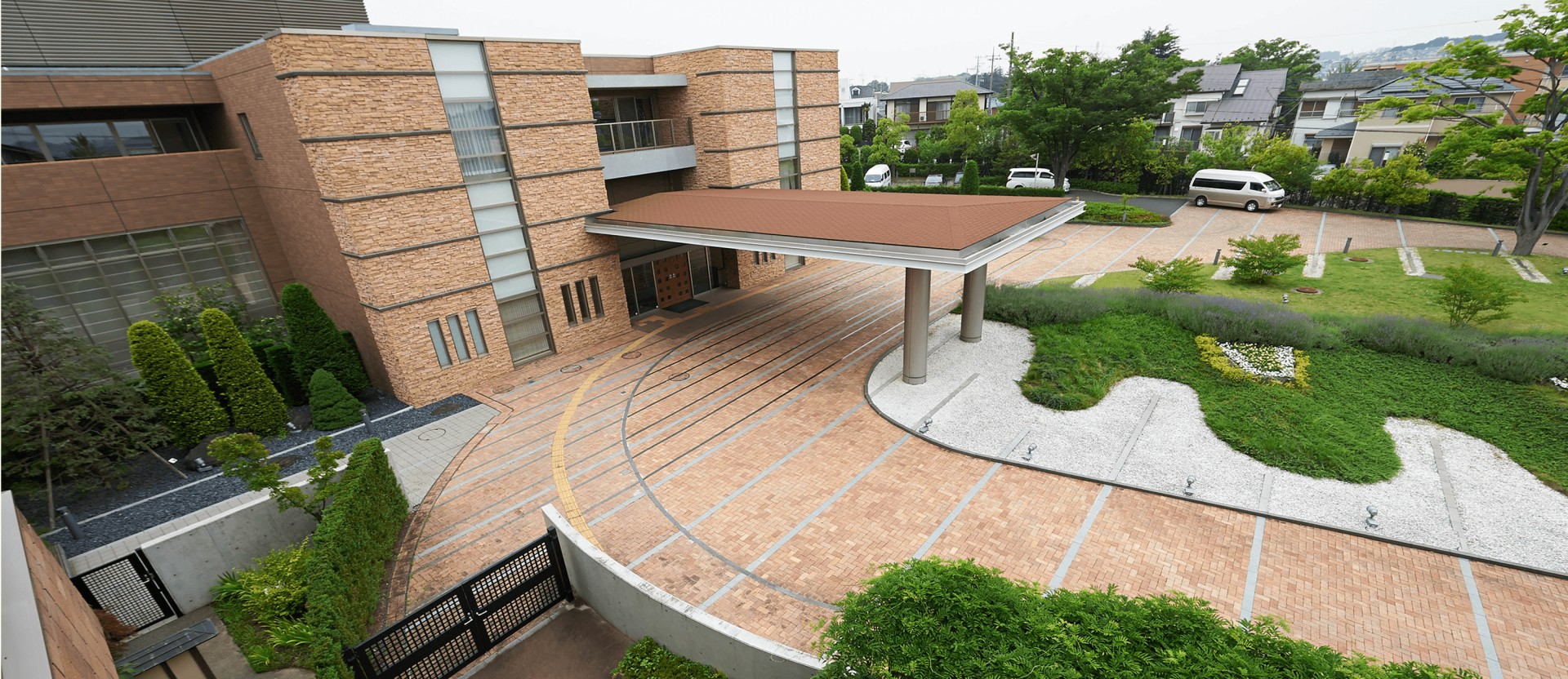 ゆったりとしたエントランス風景