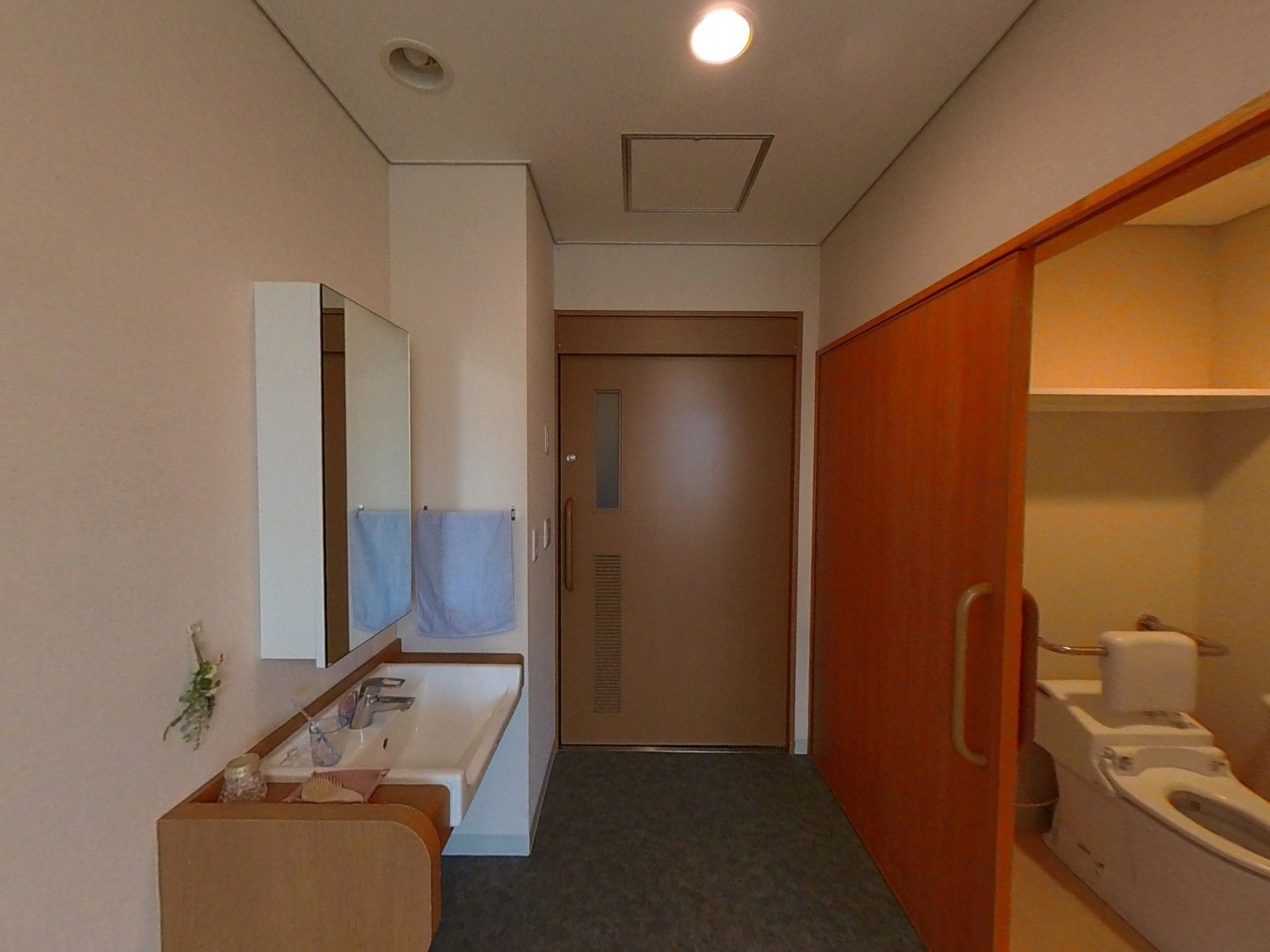 洗面所とトイレの設備