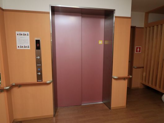 エレベータ―