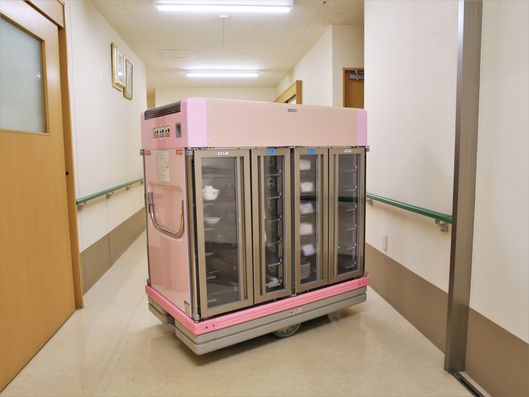 配膳車