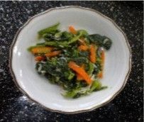 にんじんとほうれん草のおひたし