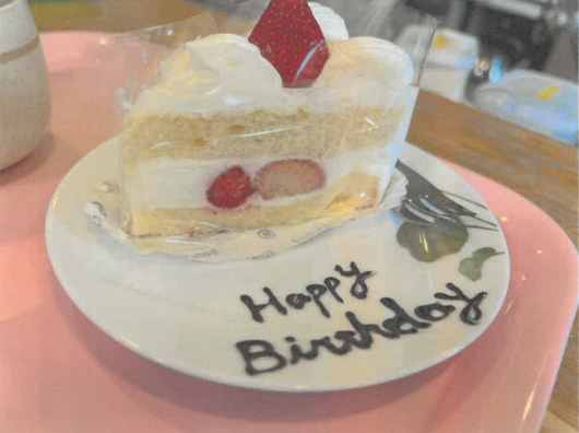誕生日ケーキ