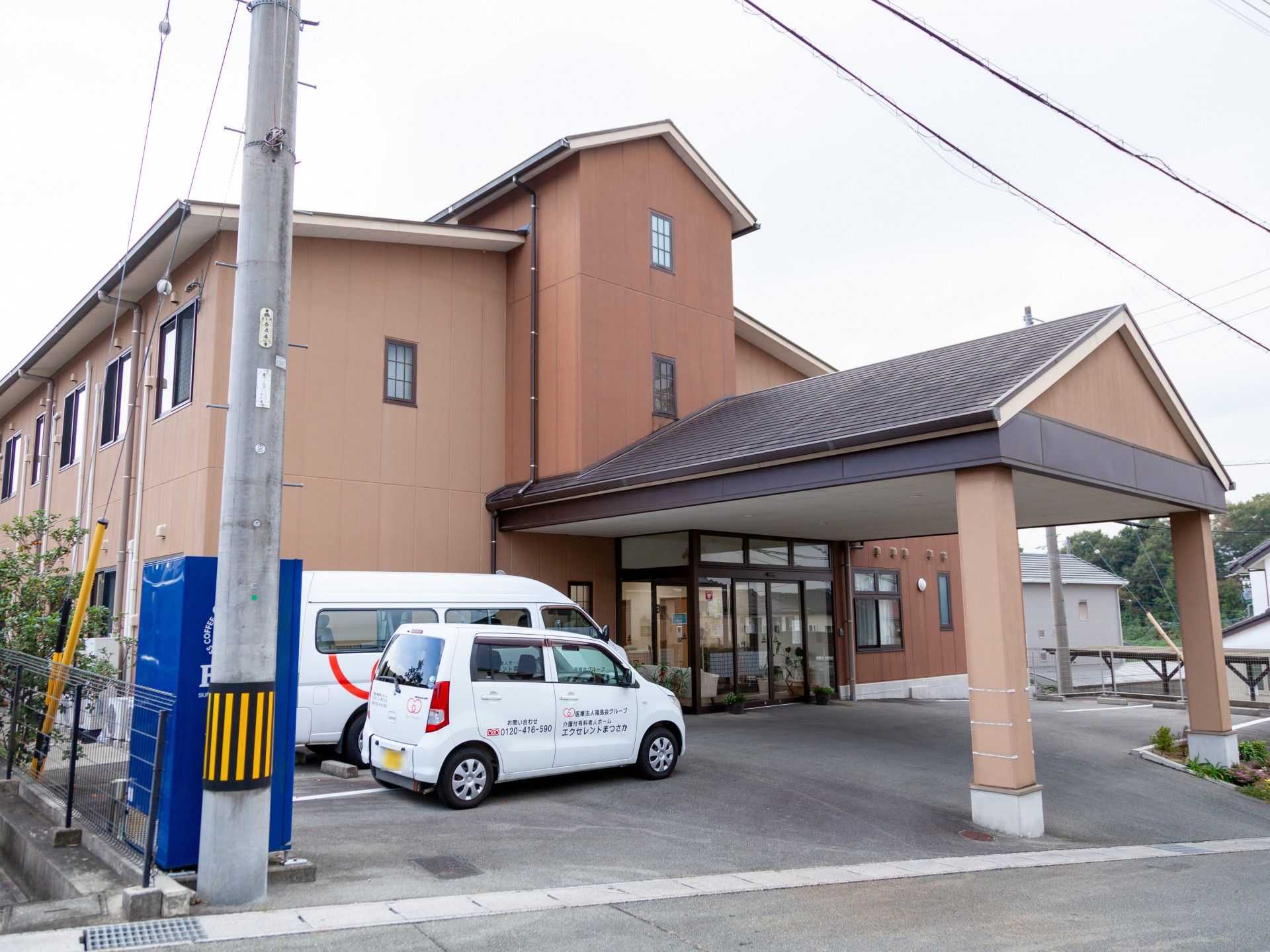 快適なエントランスの建物