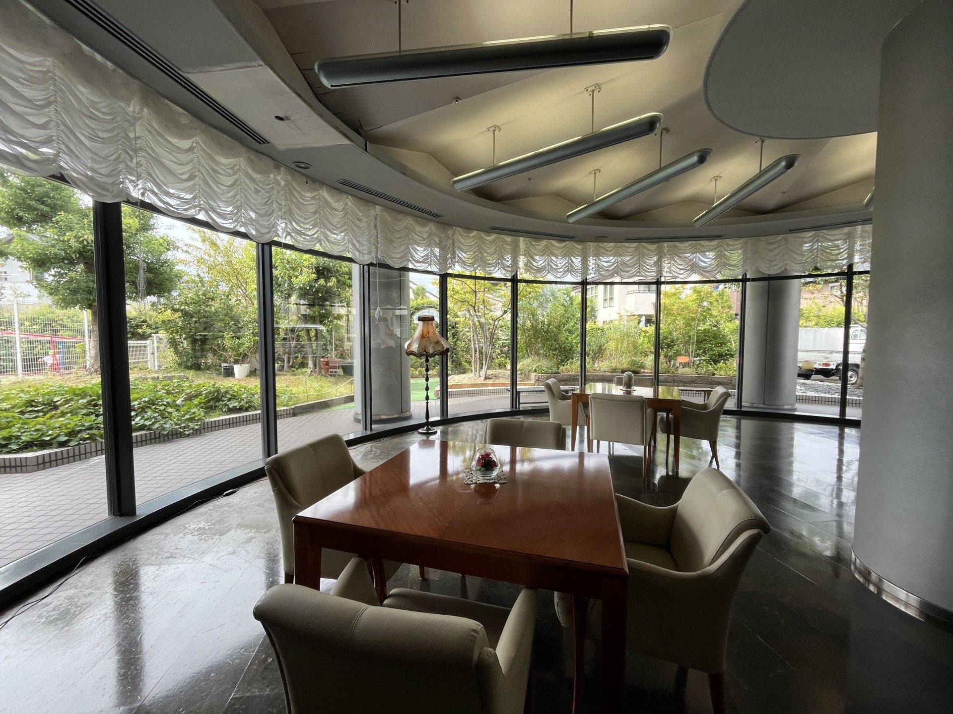 明るい共有リビング