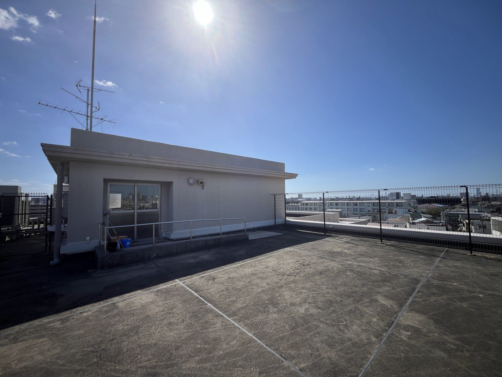 開放的な屋上スペース