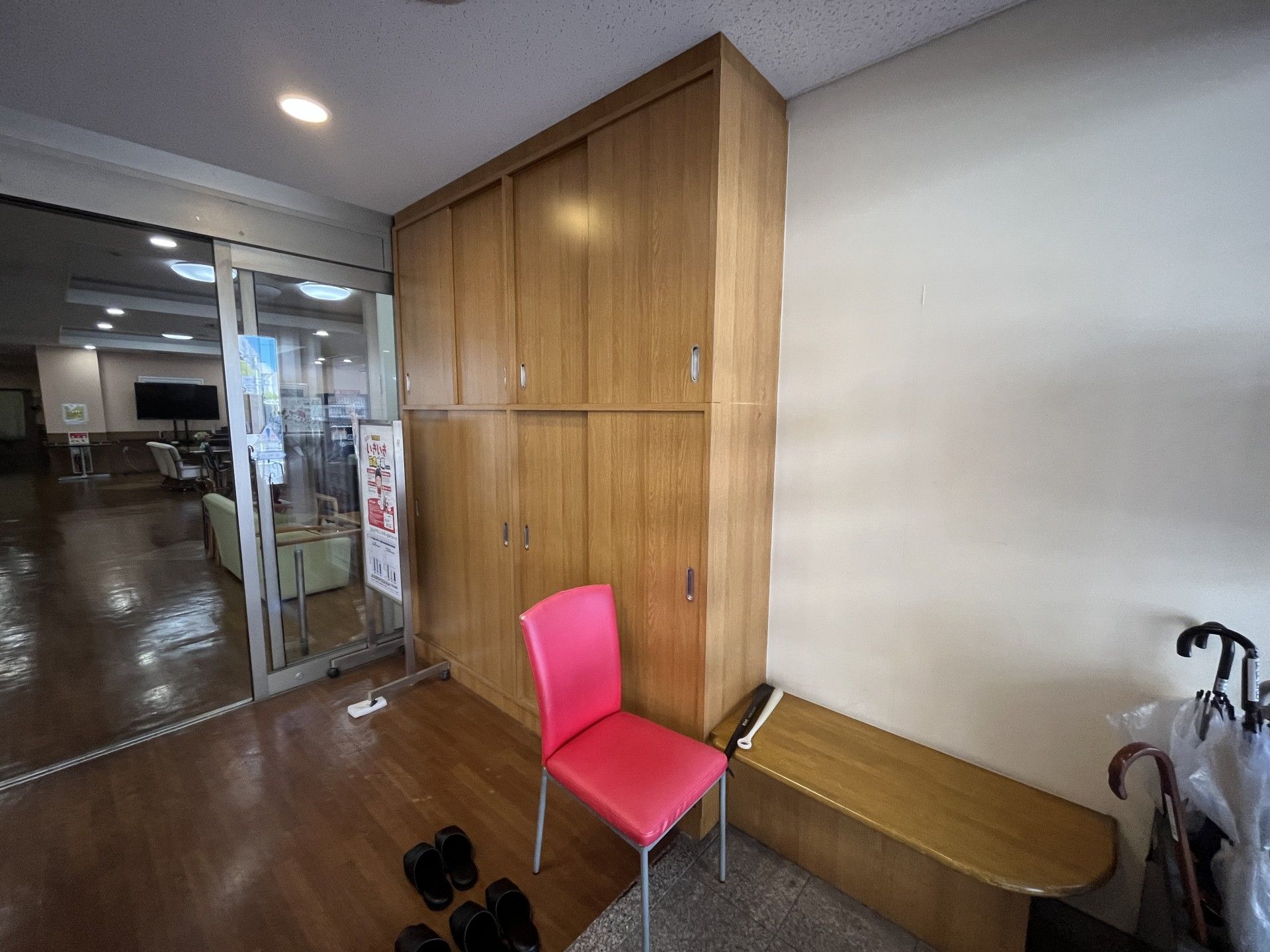 明るいエントランス