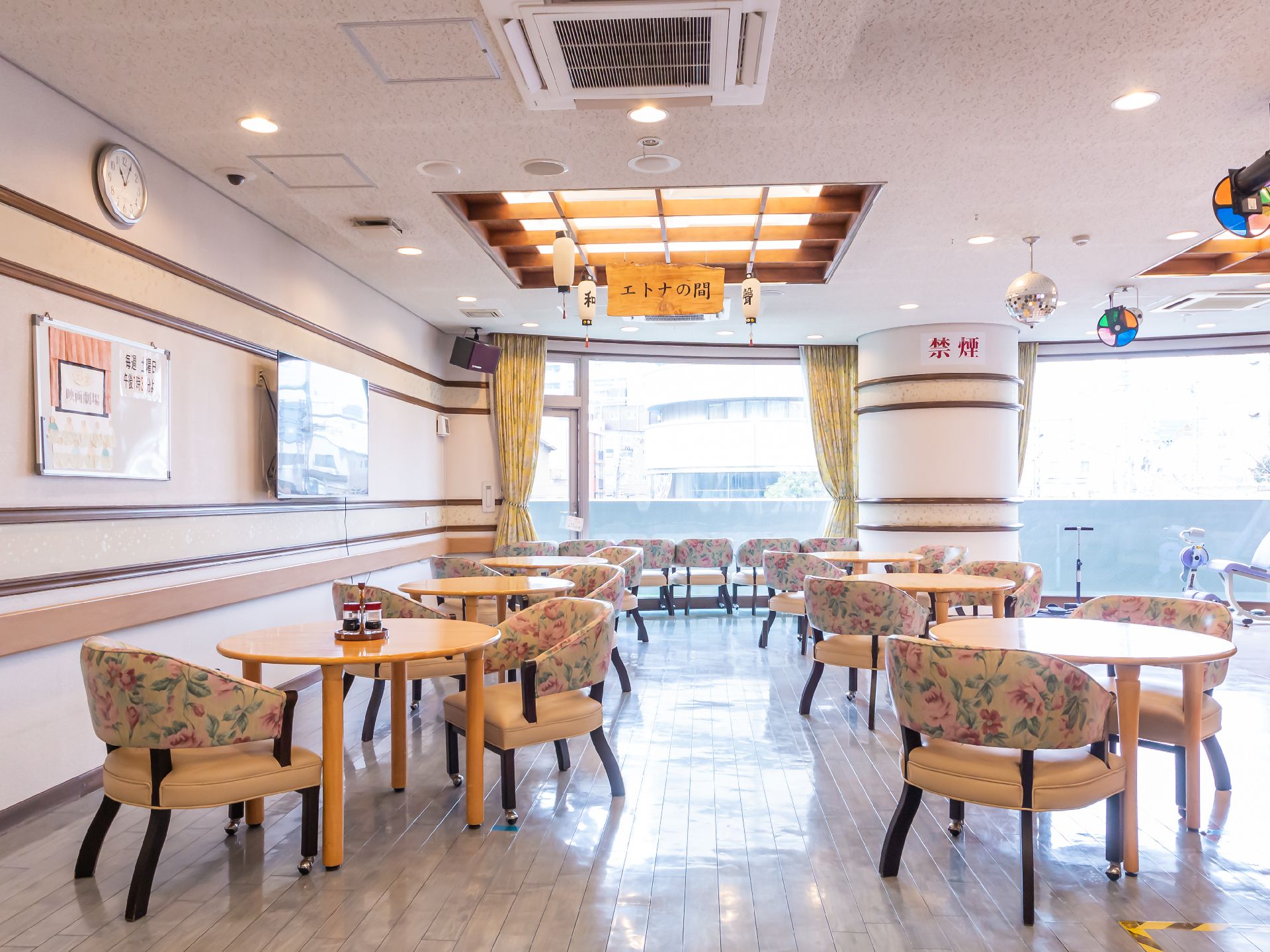 入居者にとっての憩いの場として提供されている共有スペース
