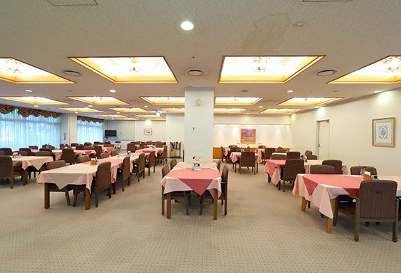 広々とした食堂