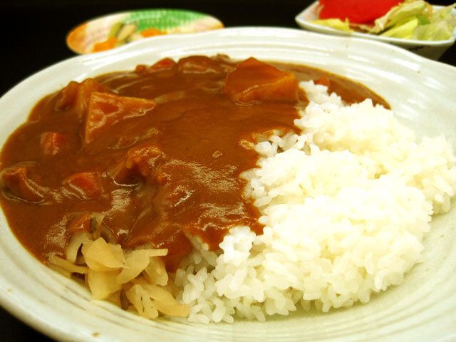 大盛りのカレーライス