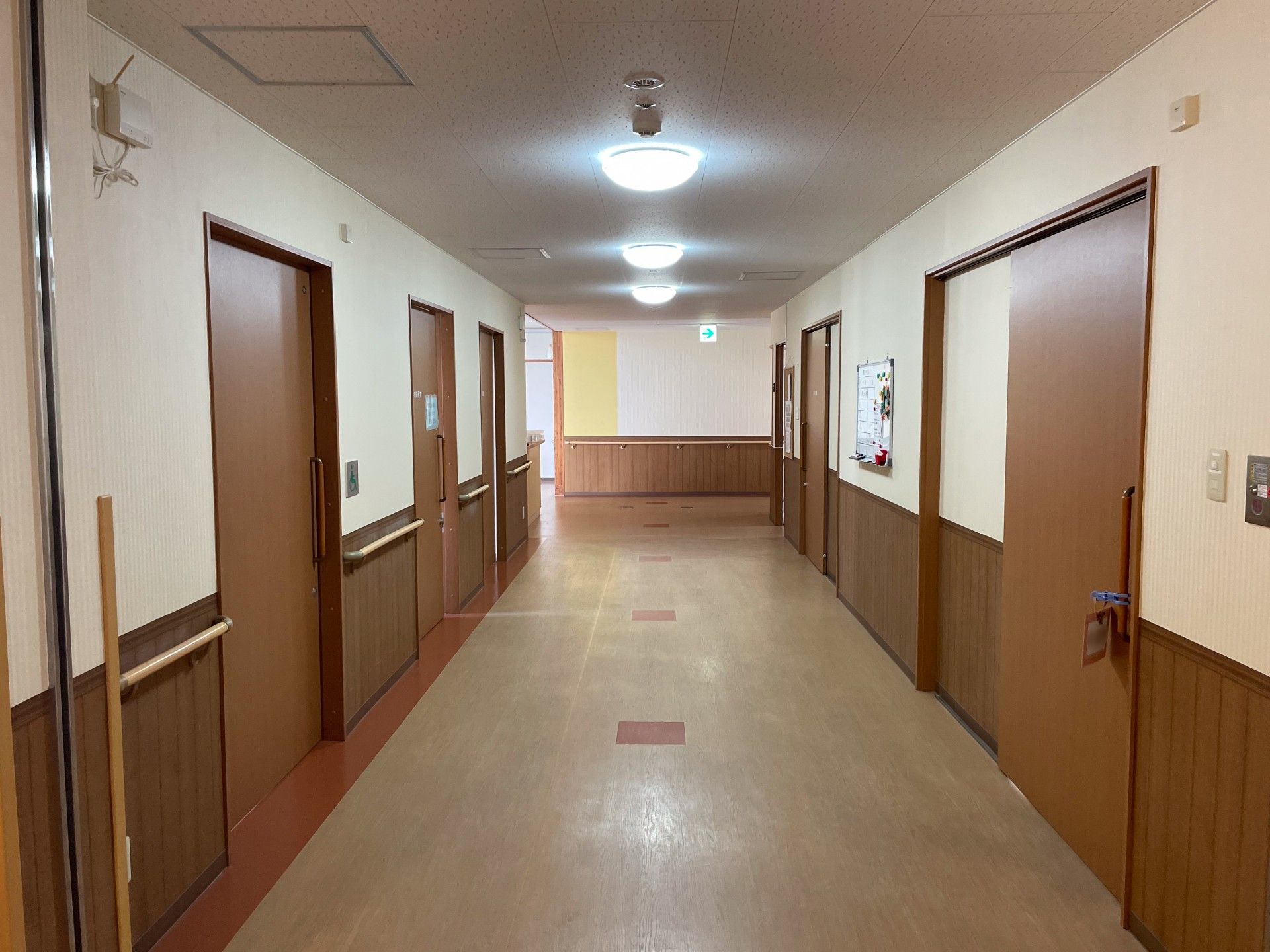 落ち着いた廊下