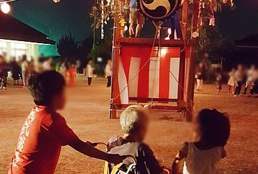 夏祭りの様子
