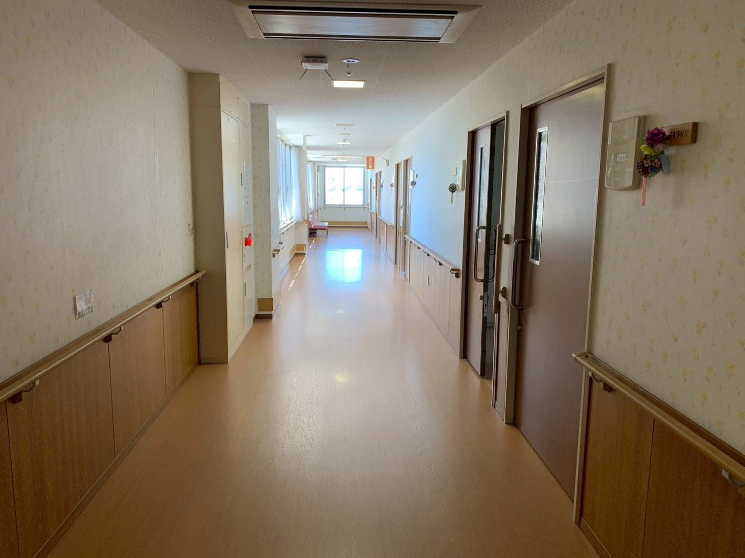 明るい廊下