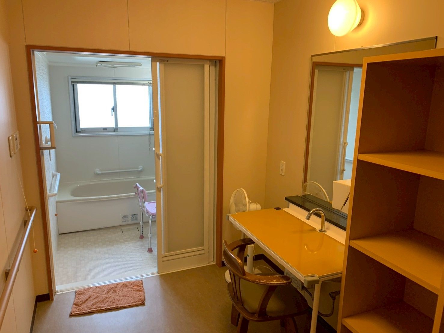 使いやすい洗面所と浴室