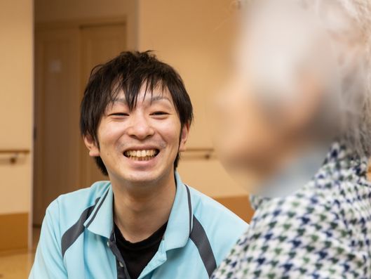 スタッフ