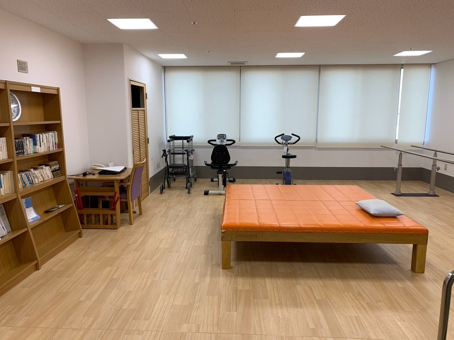 リハビリ用具のある部屋