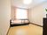 白い壁に床はフローリングの部屋である。ベッドの上には窓があり、万が一の場合もすぐに対応できるようナースコールが設置してある。