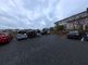 広々とした駐車場