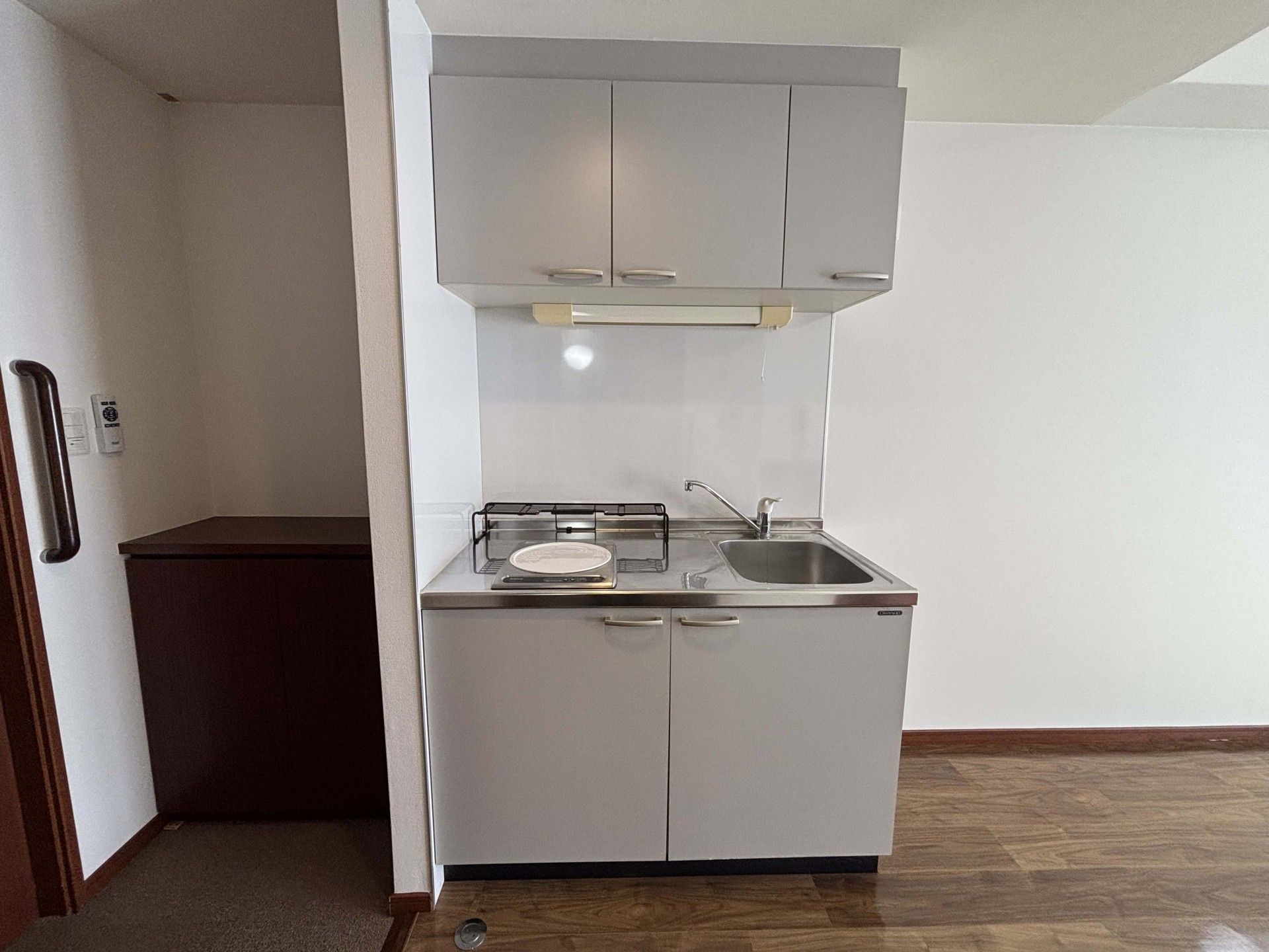 シンプルなキッチン