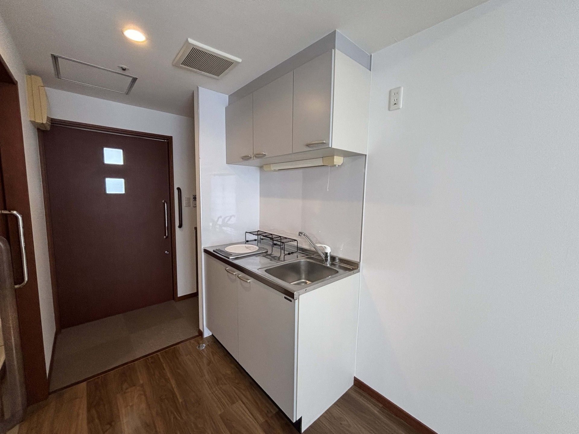 シンプルなキッチン