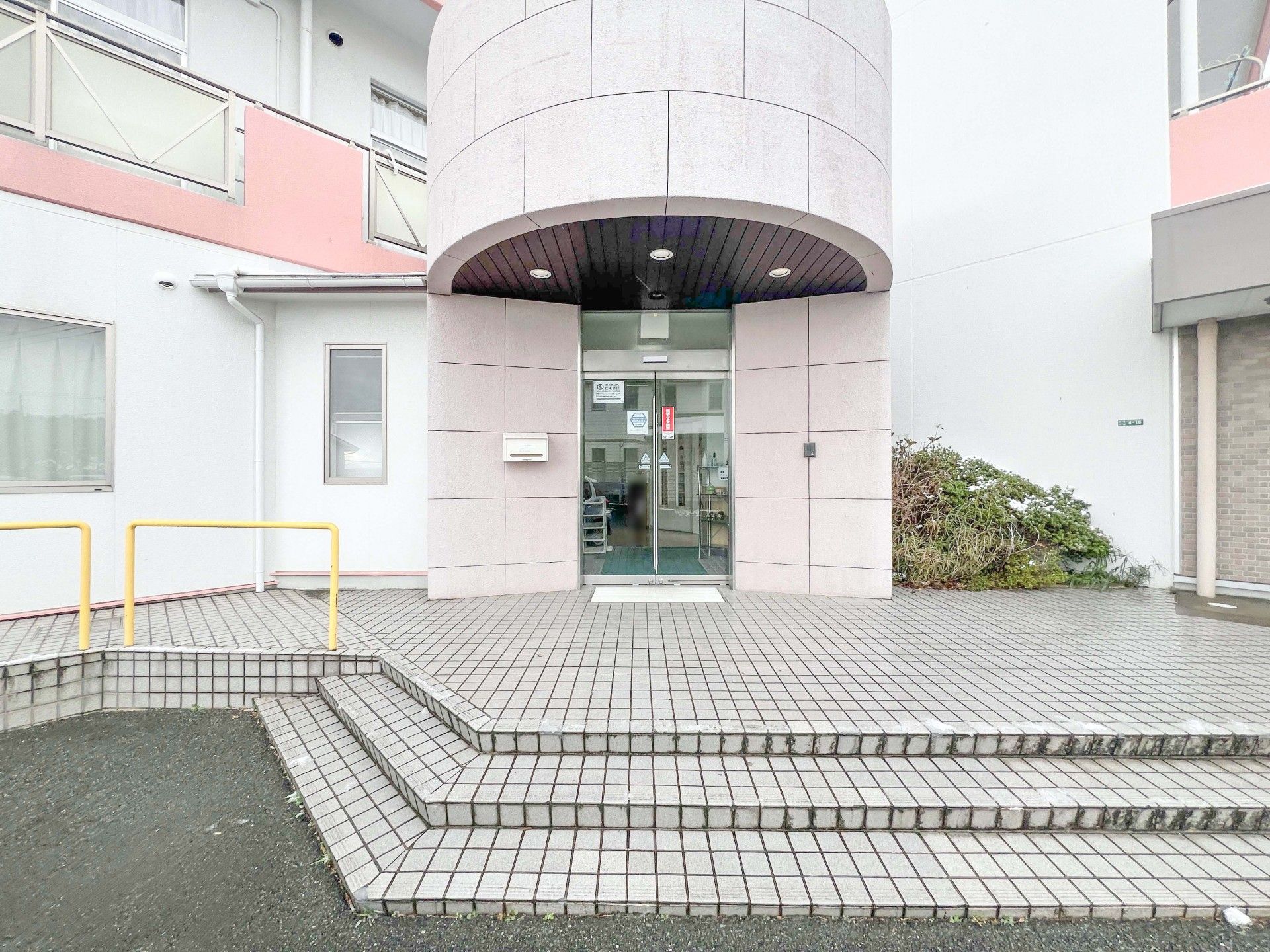 居室入口の外観