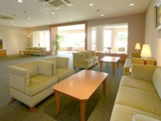 ラウンジ